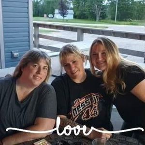 Meet your Posher, Louise